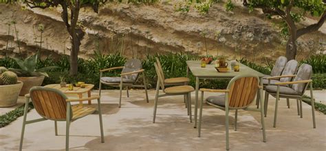 Arredamento da esterno in teak