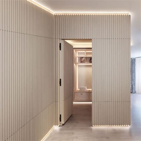 Boiserie con illuminazione integrata