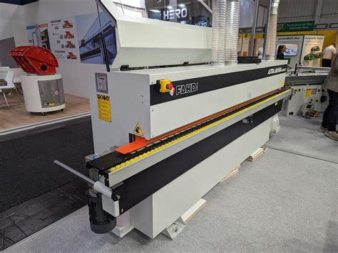 Bordatrice automatica per legno
