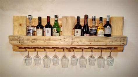 Cantinetta vino con pallet