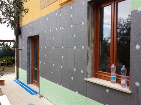 Cappotto termico vantaggi e svantaggi