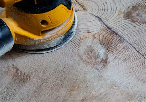 Carteggiatura legno