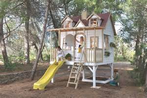 Casetta in legno per bambini