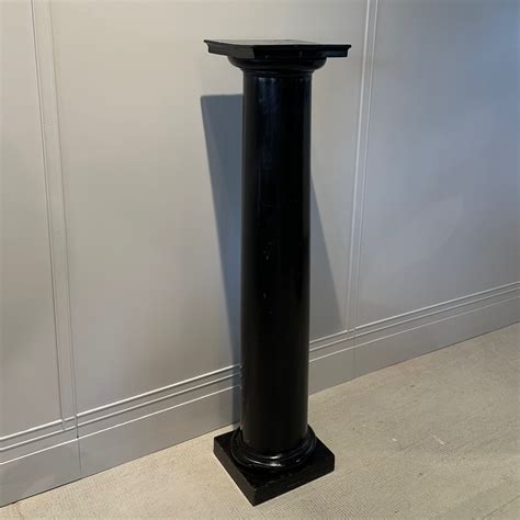 Colonne in legno ebanizzato