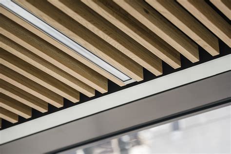 Controsoffitto a doghe in MDF