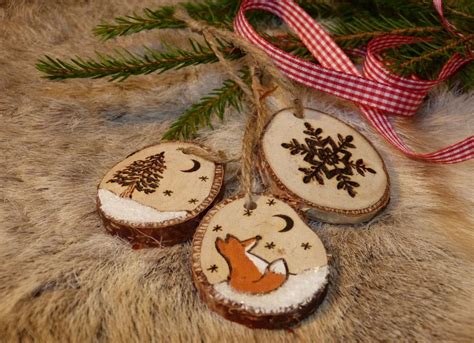 Decorazioni natalizie in legno