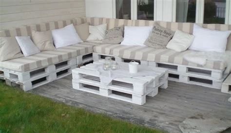 Divano pallet shabby chic