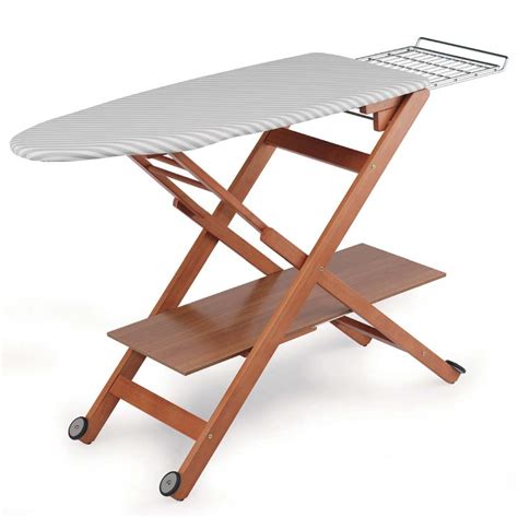 Esempio di asse da stiro in legno