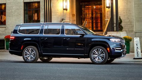 Jeep Grand Wagoneer