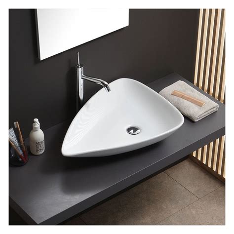 Lavabo da appoggio moderno