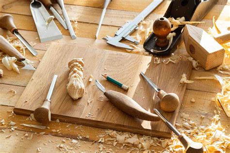 Lavorazione artigianale del legno