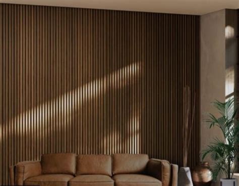 Parete in legno con listelli di parquet