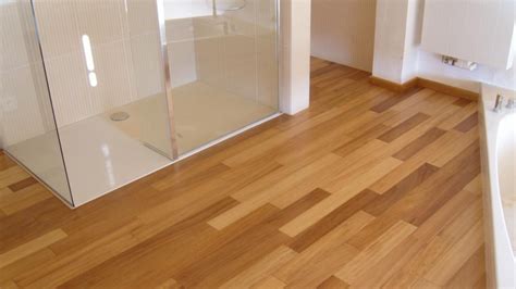 Parquet in legno Iroko