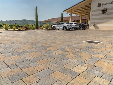 Pavimenti per esterni