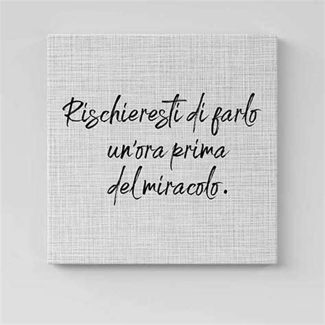 Pavimento con Scritte Motivazionali