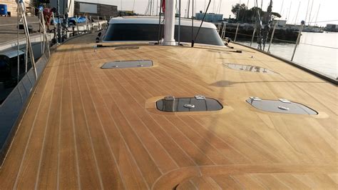 Ponte in teak