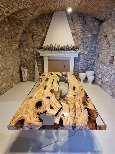 Preparazione legno e resina