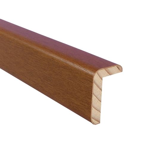 Profilo angolare in legno