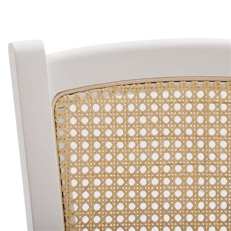 Schienale a X di una sedia in legno massello di faggio