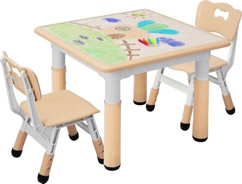 Set tavolo e sedie per bambini