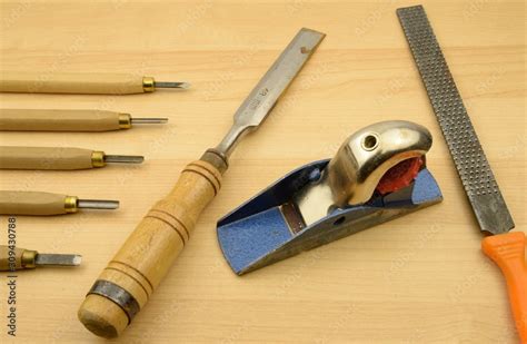 Strumenti per lavorare il legno