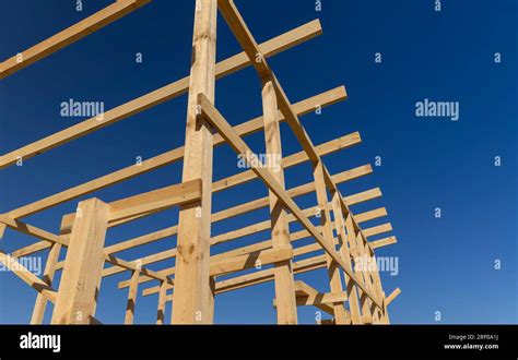 Struttura in legno durante la costruzione