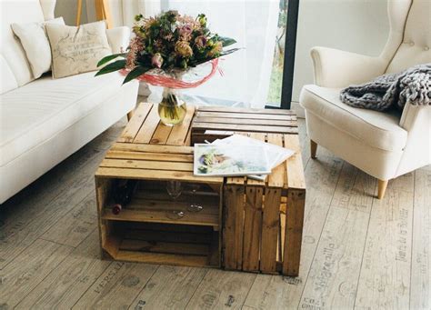 Tavolino Funky con Cassette di Legno