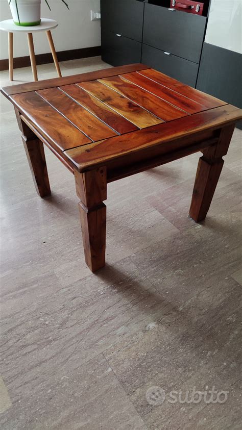 Tavolino etnico in legno massello di teak