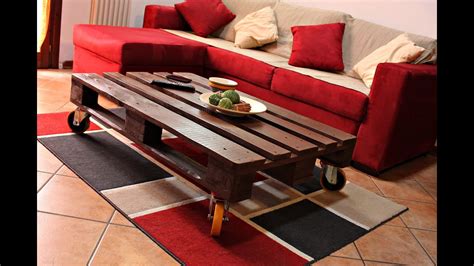 Tavolino fai da te con pallet e ruote