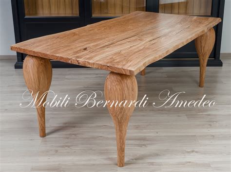 Tavolo in legno massello artigianale
