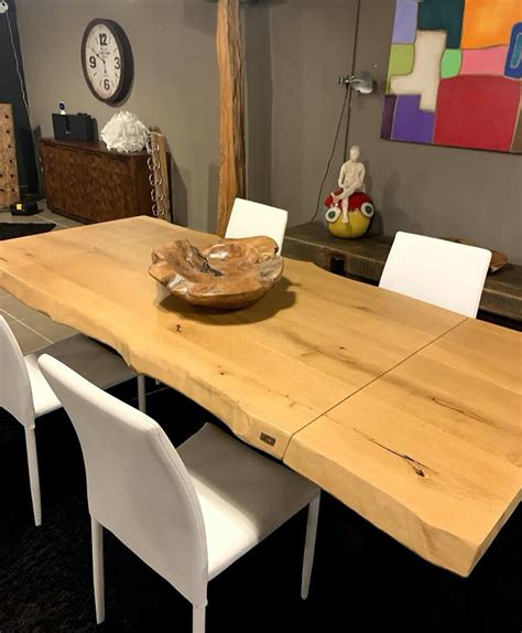 Tavolo in massello IKEA