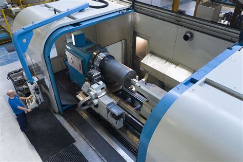 Tornio CNC