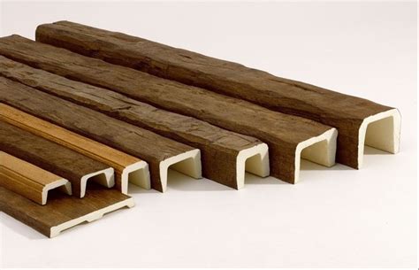 Travi in finto legno