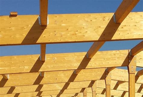 Travi in legno lamellare