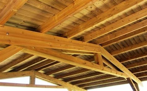 Travi in legno per il tetto