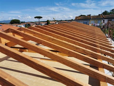 Vantaggi del tetto in legno