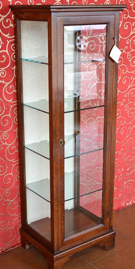 Vetrina in legno massello