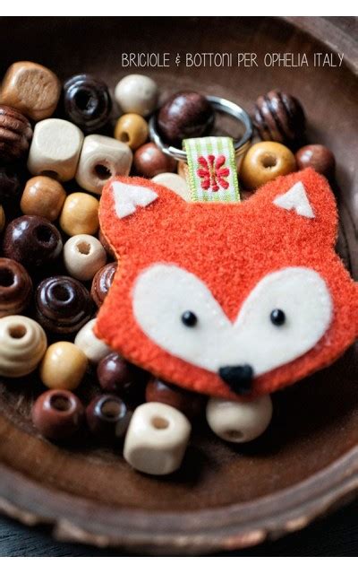 Volpe portachiavi in feltro